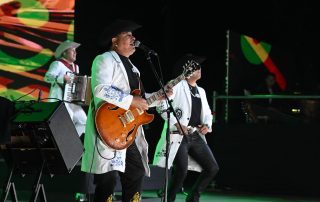 Los Charros de Lumaco durante su presentación en la noche final del Festival Nacional de Folklore de San Bernardo