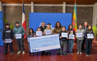 Becas Municipales San Bernardo 2026 durante la primera jornada de entrega a estudiantes.
