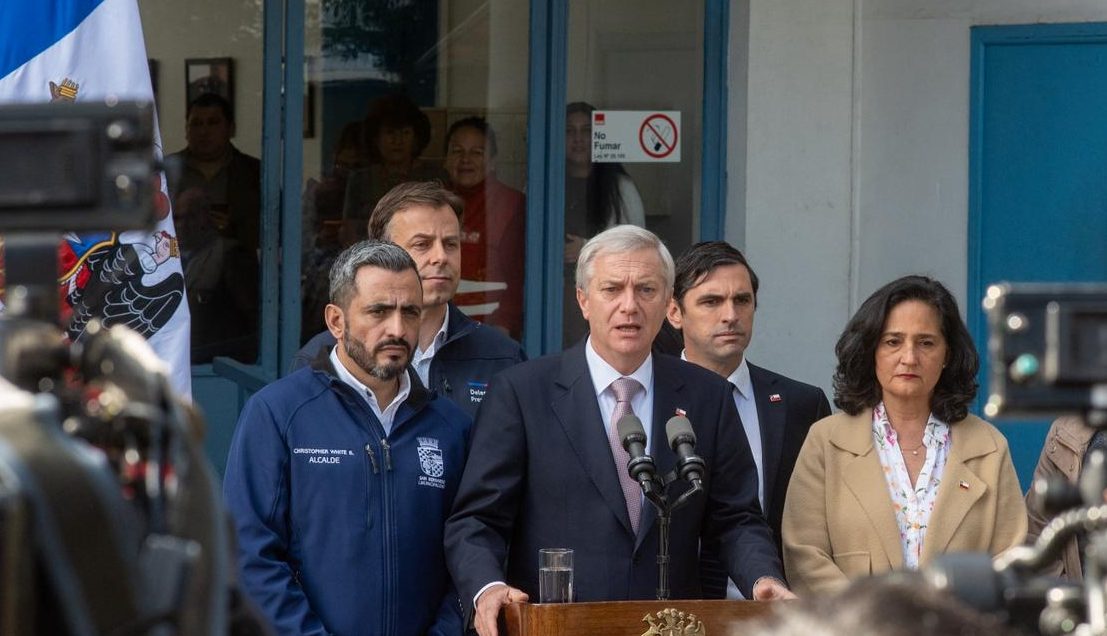 Punto de prensa Kast White